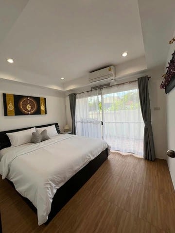 1 Bed 1 Bath Apartment