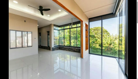 2 Beds 2 Baths - House
