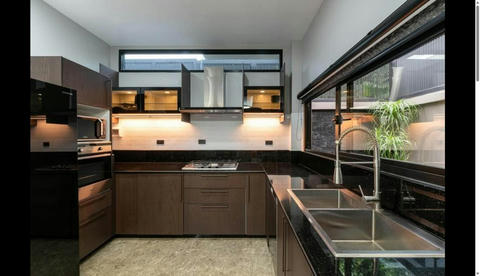2 Beds 2 Baths - House