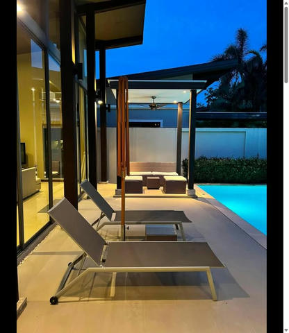 3 Beds 2 Baths - House