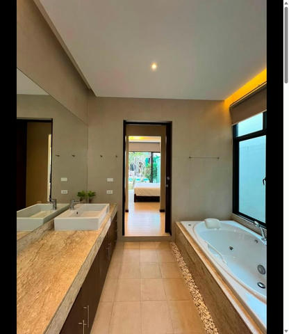 3 Beds 2 Baths - House
