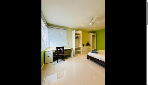 4 Beds 4 Baths - House