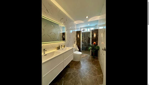 4 Beds 4 Baths - House