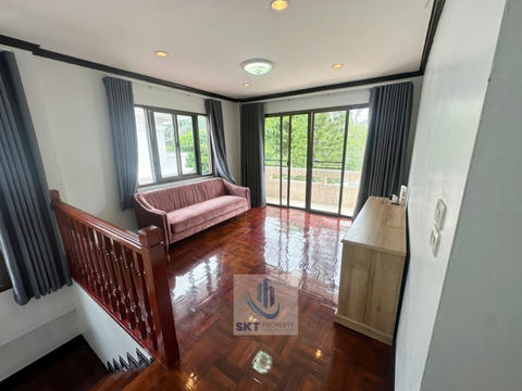 A Beautiful 3 Bedroom Villa In Land In House