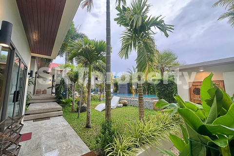 A Beautiful 4 Bedroom Pool Villa In Rawai