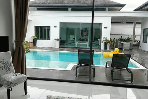 A Private 4 Bedroom Pool Villa For Rent
