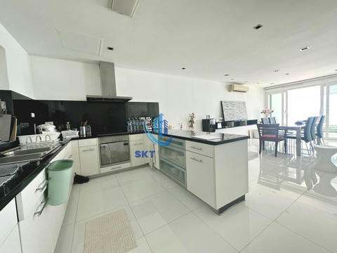 Beach Front For rent Waterside Panwa, 3+1 Bed
