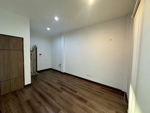 For rent/sale📍Townhouse, can be used as an office ( Tek_00049 )