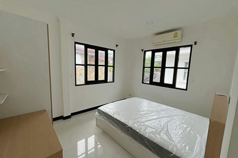 For rent/Sell 3Bed in Land & House Chalong
