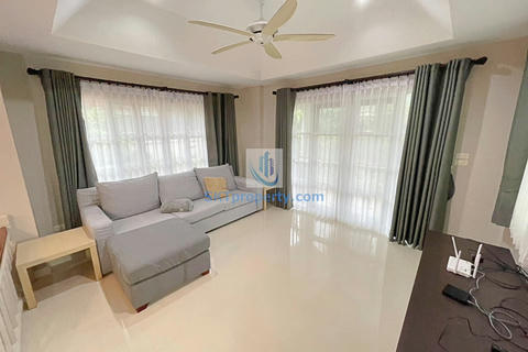 For Sale a Pool villa in Land & House Chalong