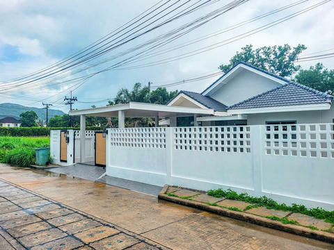 🏡 House for Rent – Land & House Park, Chalong