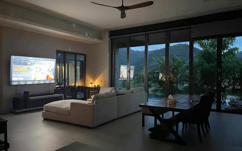 Luxury Mountain-View Villa for Rent – Central Phuket