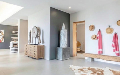 Luxury Mountain-View Villa for Rent – Central Phuket