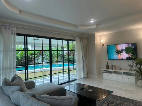 🏡 Luxury Pool Villa for Rent in Chalong, Phuket