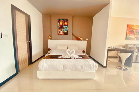 Naiharn Beach Condo 1Bed for rent
