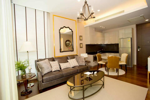 Quattro Thonglor ( Tek_00084 )