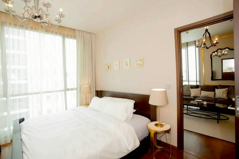 Quattro Thonglor ( Tek_00084 )