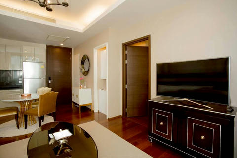 Quattro Thonglor ( Tek_00084 )