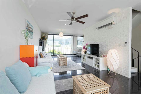 Rent and sell Lovely 4 stories town house ( Tek_00071 )