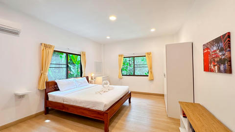 Seaview/Rawai/ 1 Big bed / for rent