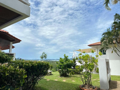 Seaview/Rawai/ 1 Big bed / for rent