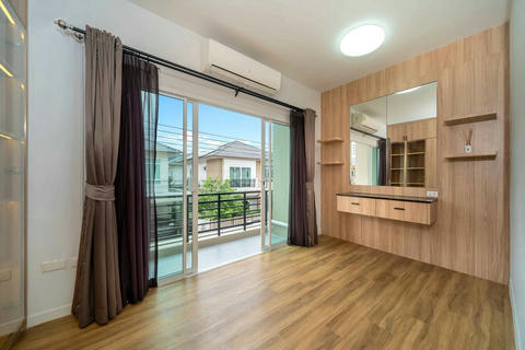 Single House for Rent / Sell