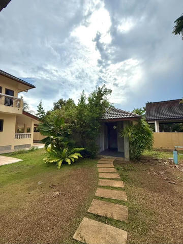 🏡 Spacious Pool House for Rent – Ban Khan