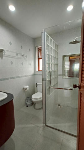 This cozy 3 bedrooms villa feels just like home, with everything you need ( Tek_00045 )