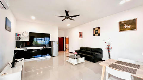 Unit D601 | 2 Bedrooms, 1 Bathroom | Sea View